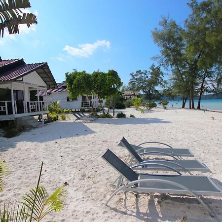 Sky Beach Resort Ко Ронг Санлоем Екстериор снимка
