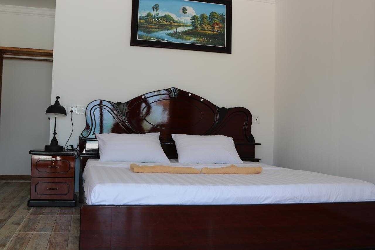 Sky Beach Resort Ко Ронг Санлоем Екстериор снимка