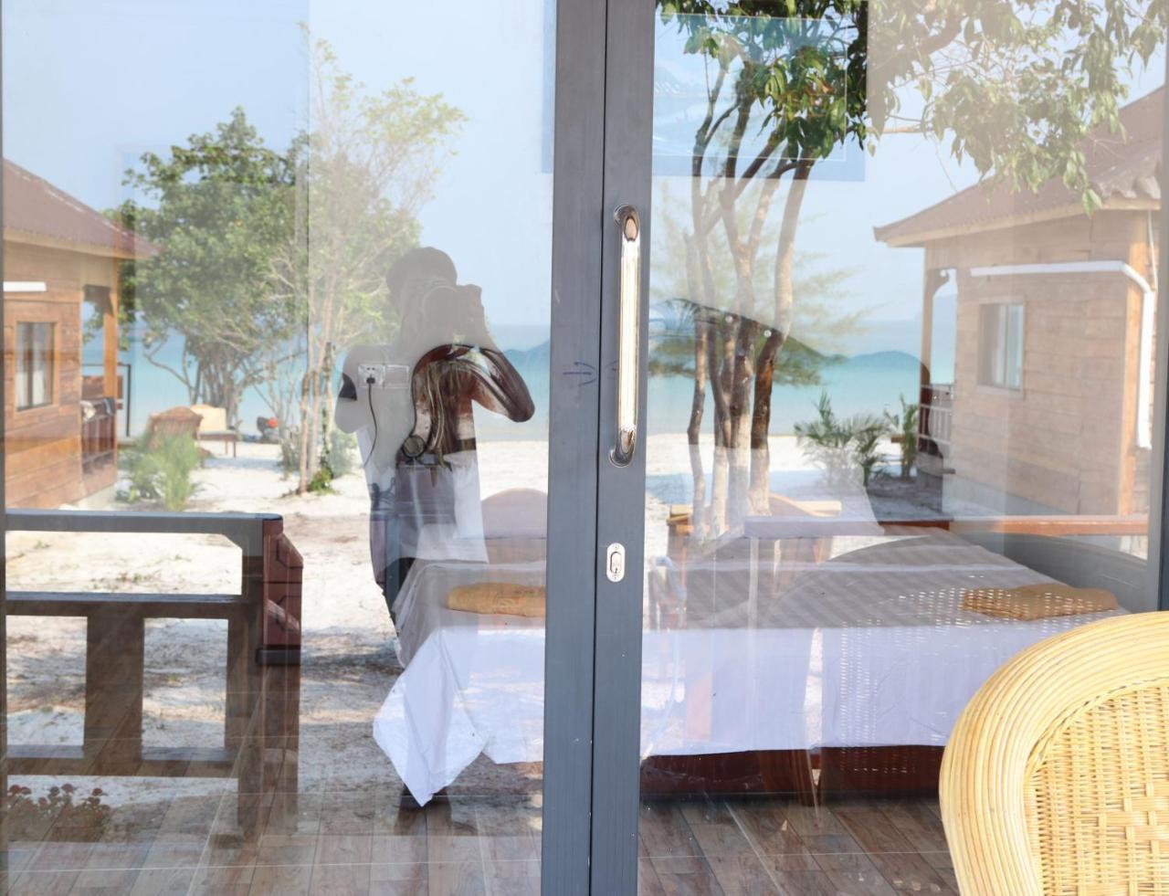 Sky Beach Resort Ко Ронг Санлоем Екстериор снимка