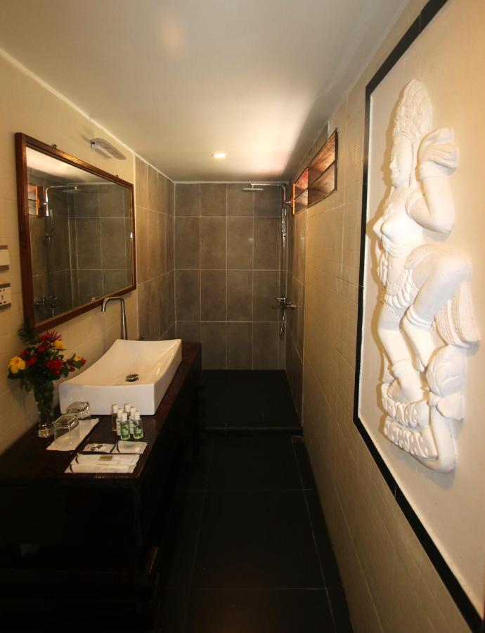 Sky Beach Resort Ко Ронг Санлоем Екстериор снимка